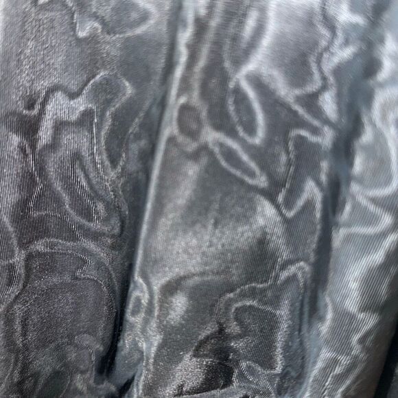 Authentic 1930s–1940s Handmade Black Jacquard Puff-Sleeve Dress - Picture 15 of 15